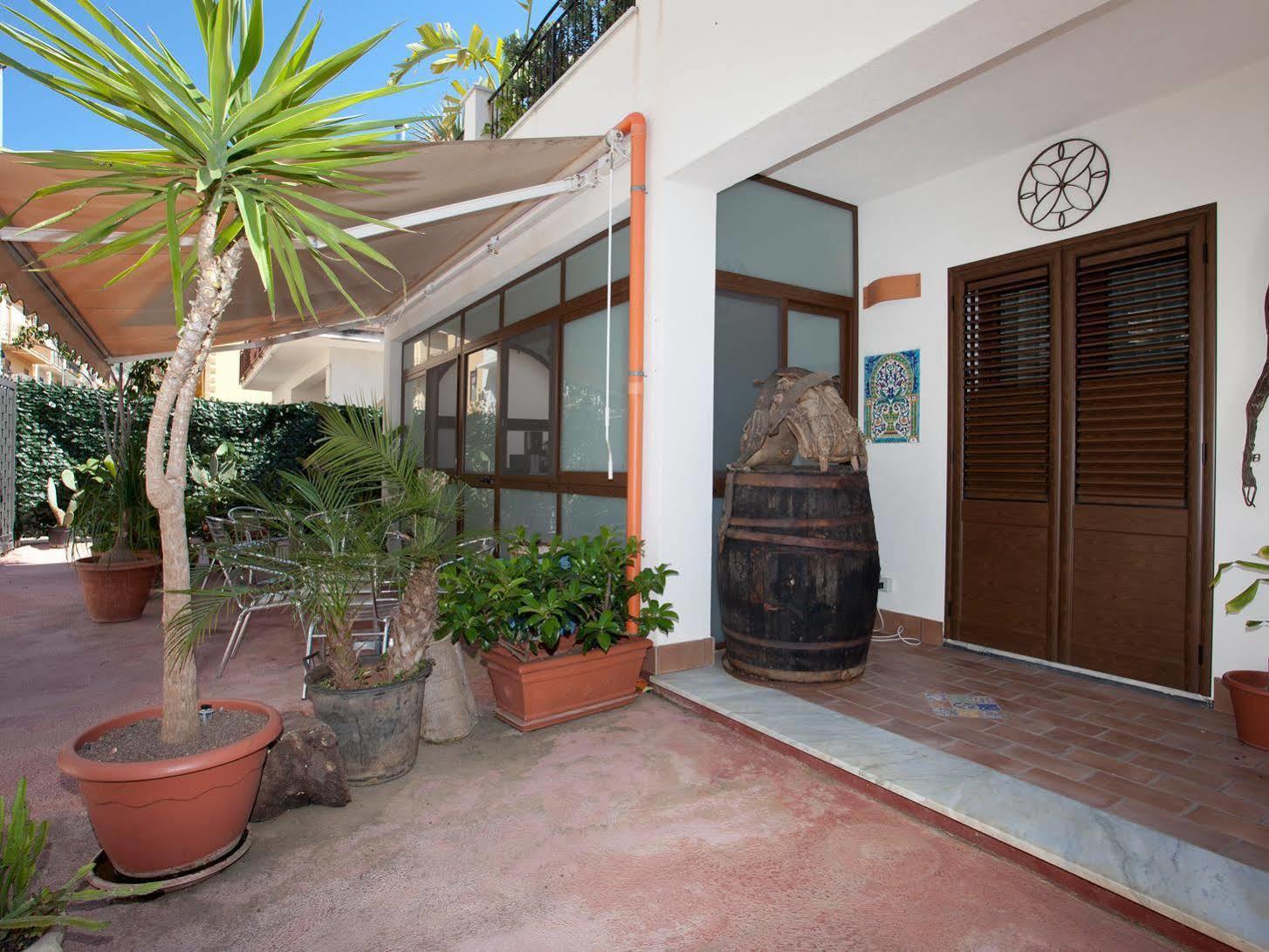 Kunesias B&B Cinisi Exteriör bild