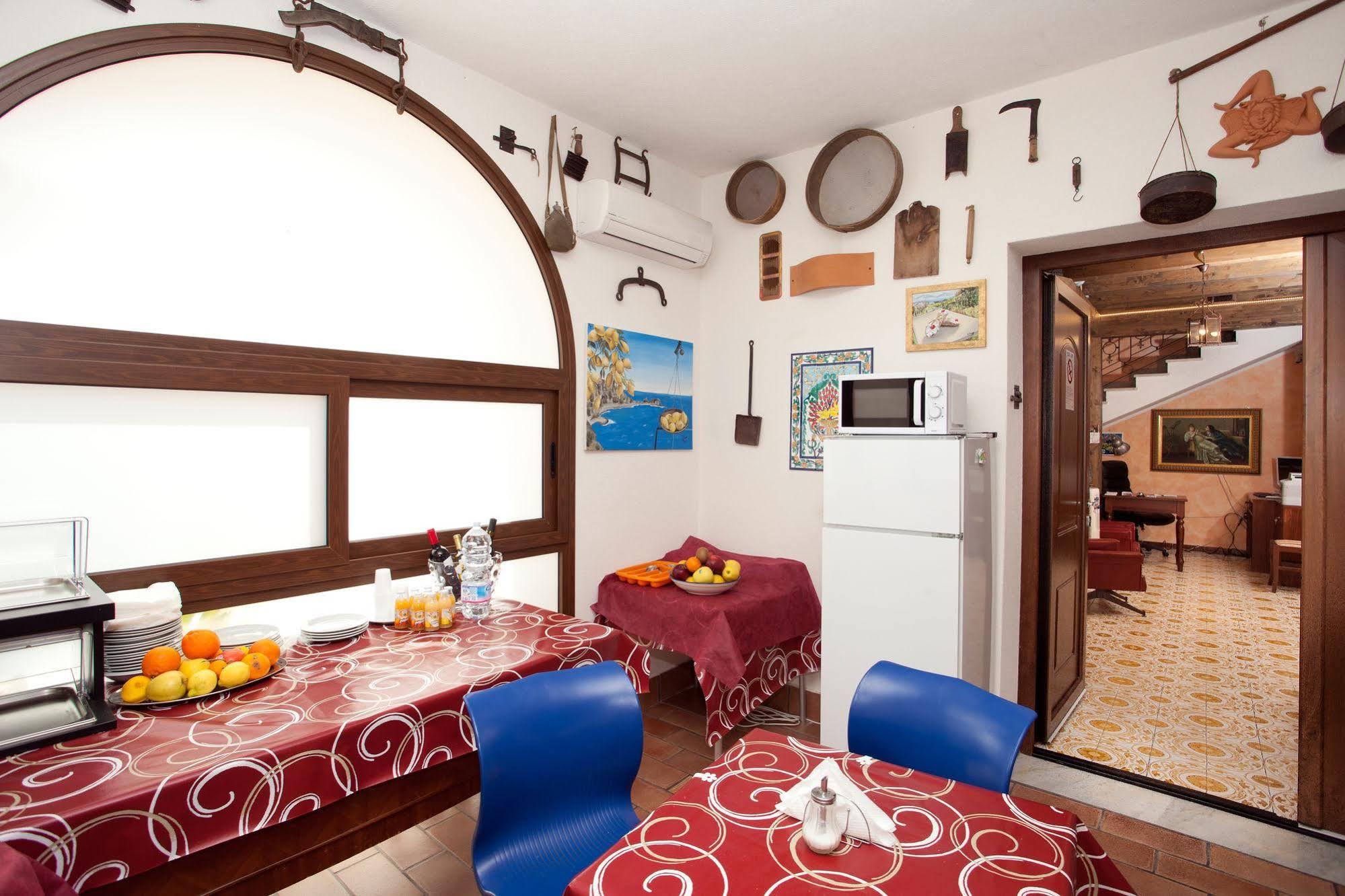 Kunesias B&B Cinisi Exteriör bild